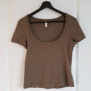 🌿 American Apparel T-shirt